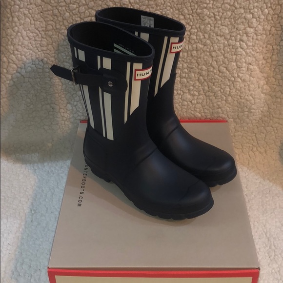 NEW Hunter Original Short Navy Stripe Rain Boots 7 - Picture 1 of 4